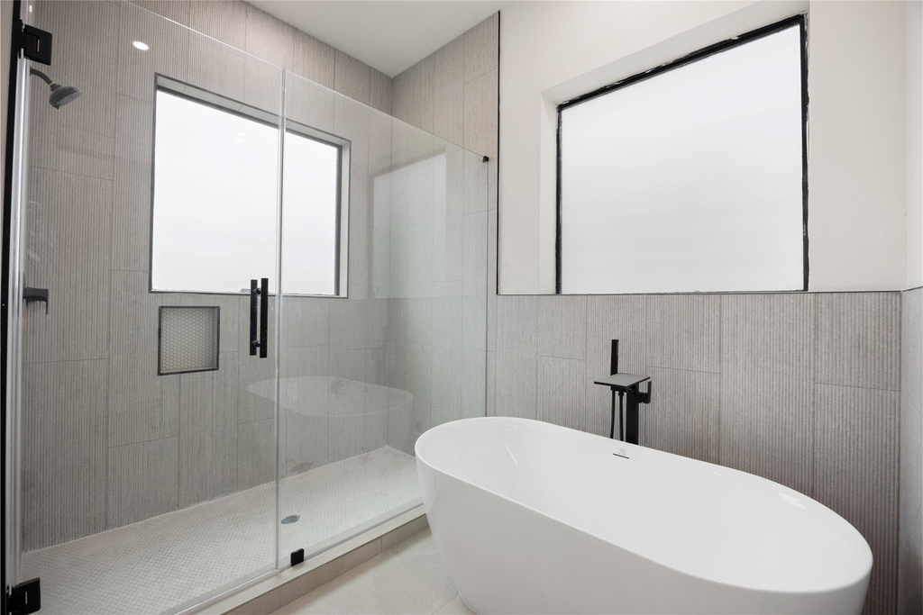 6332 Sidney Street - Photo 15