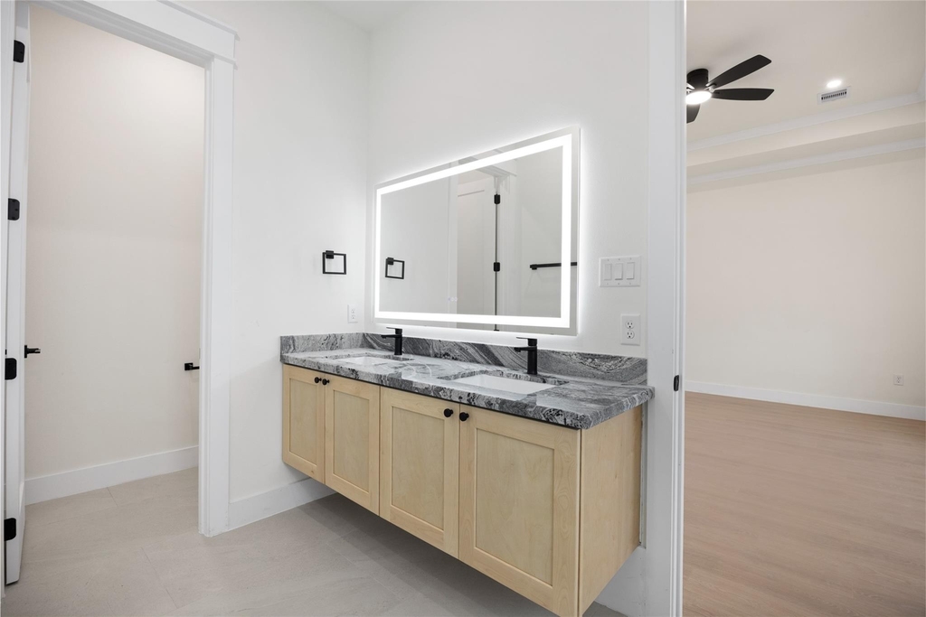 6332 Sidney Street - Photo 17