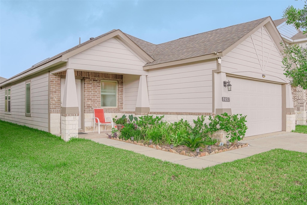 9857 Glen Brook Lane - Photo 0