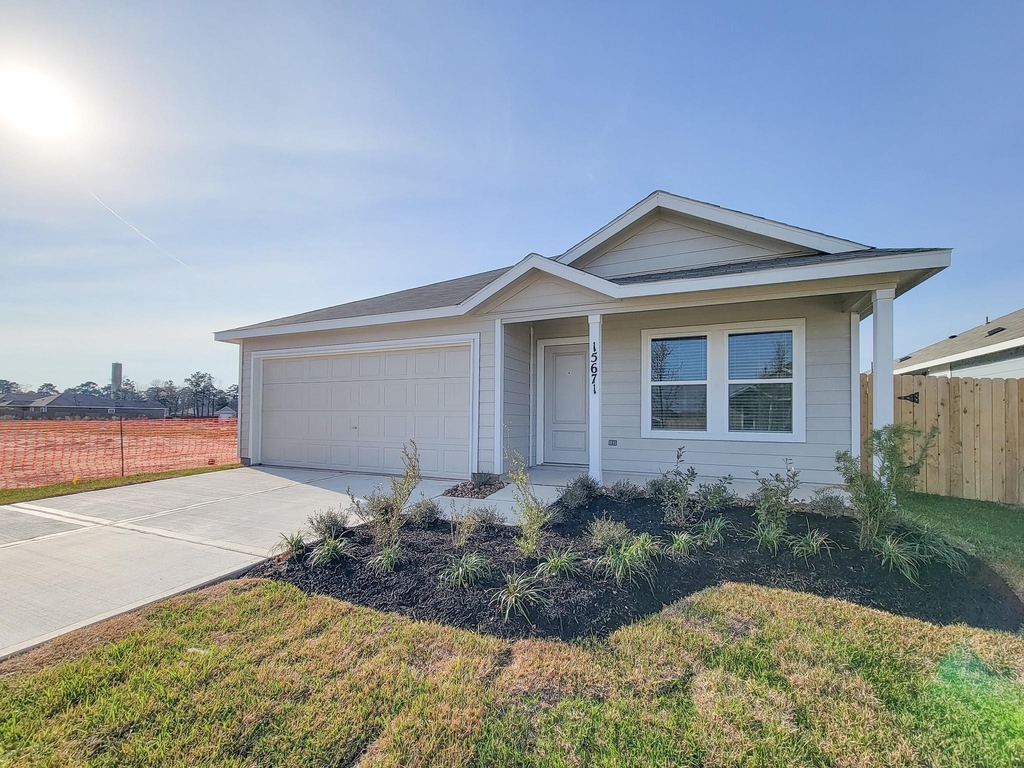 15671 Plum Brook Drive - Photo 1