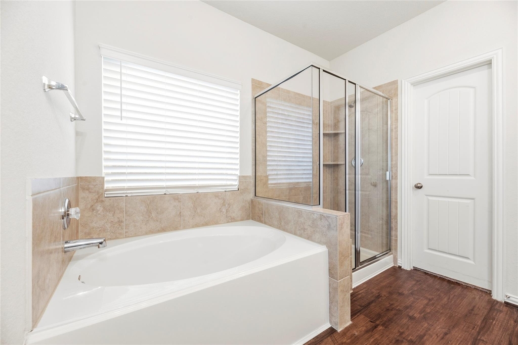 6418 Shadowbrook Hollow Trail - Photo 8