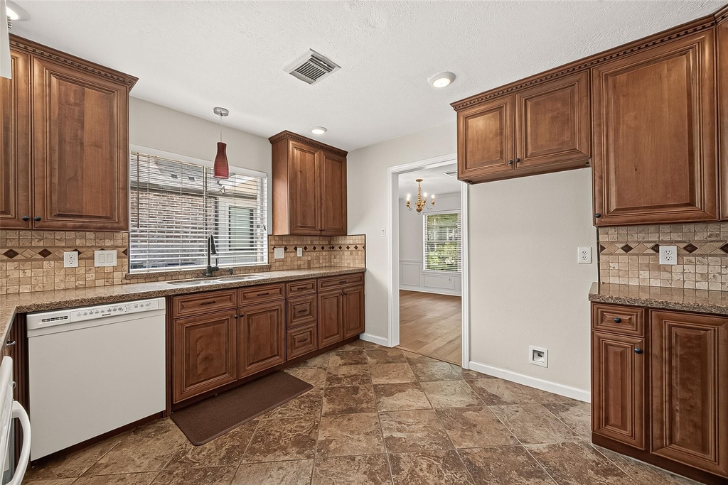 12411 Pinerock Lane - Photo 21