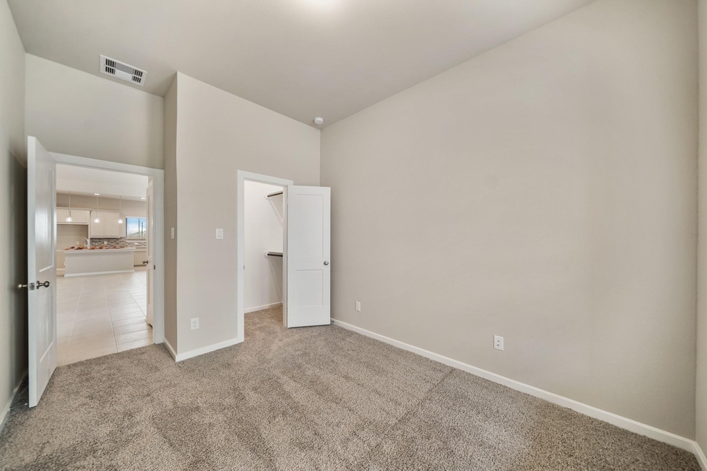 1547 Crystal Stream Drive - Photo 23