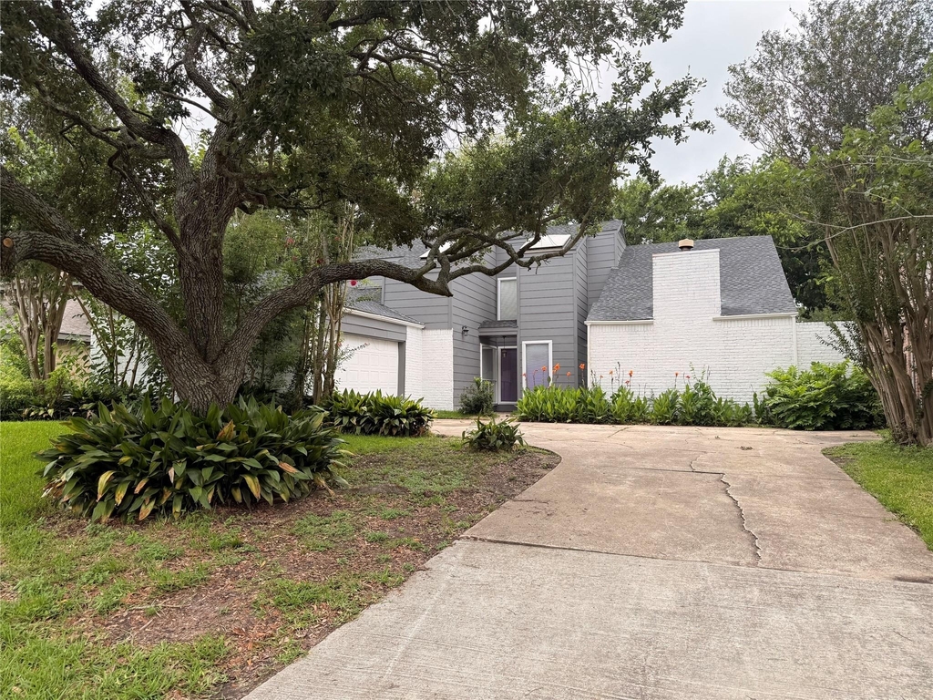 1114 Stoney Hill Drive - Photo 0