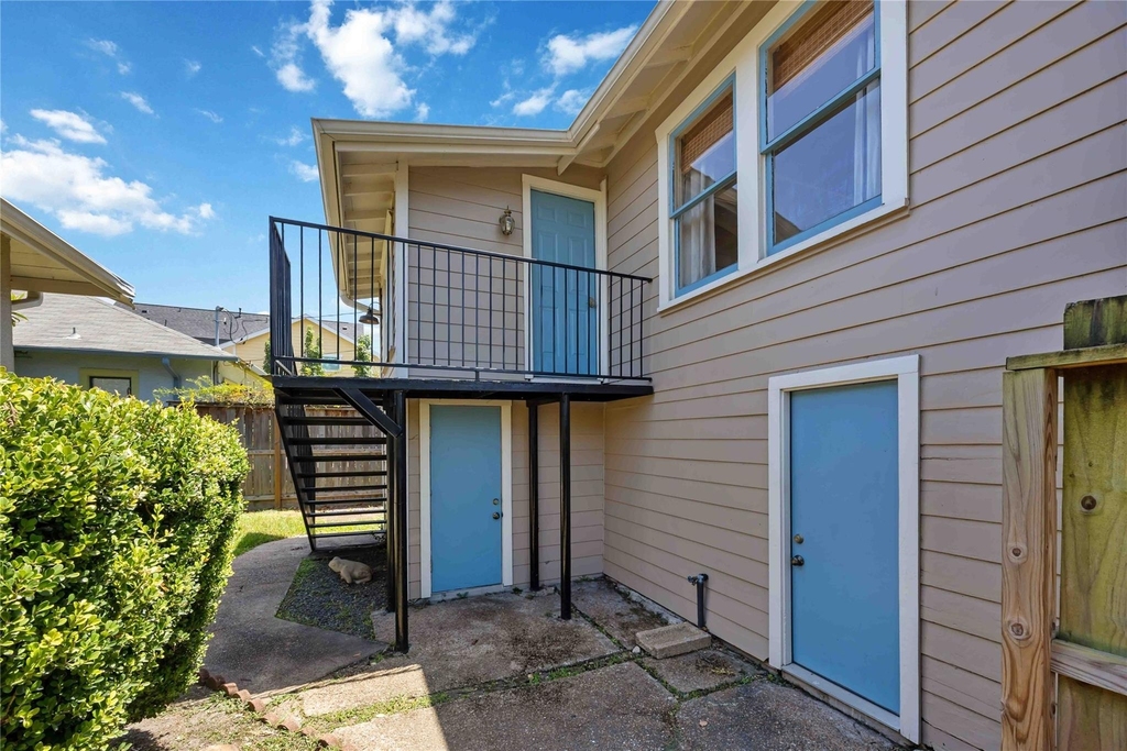 2714 Reagan - Photo 14