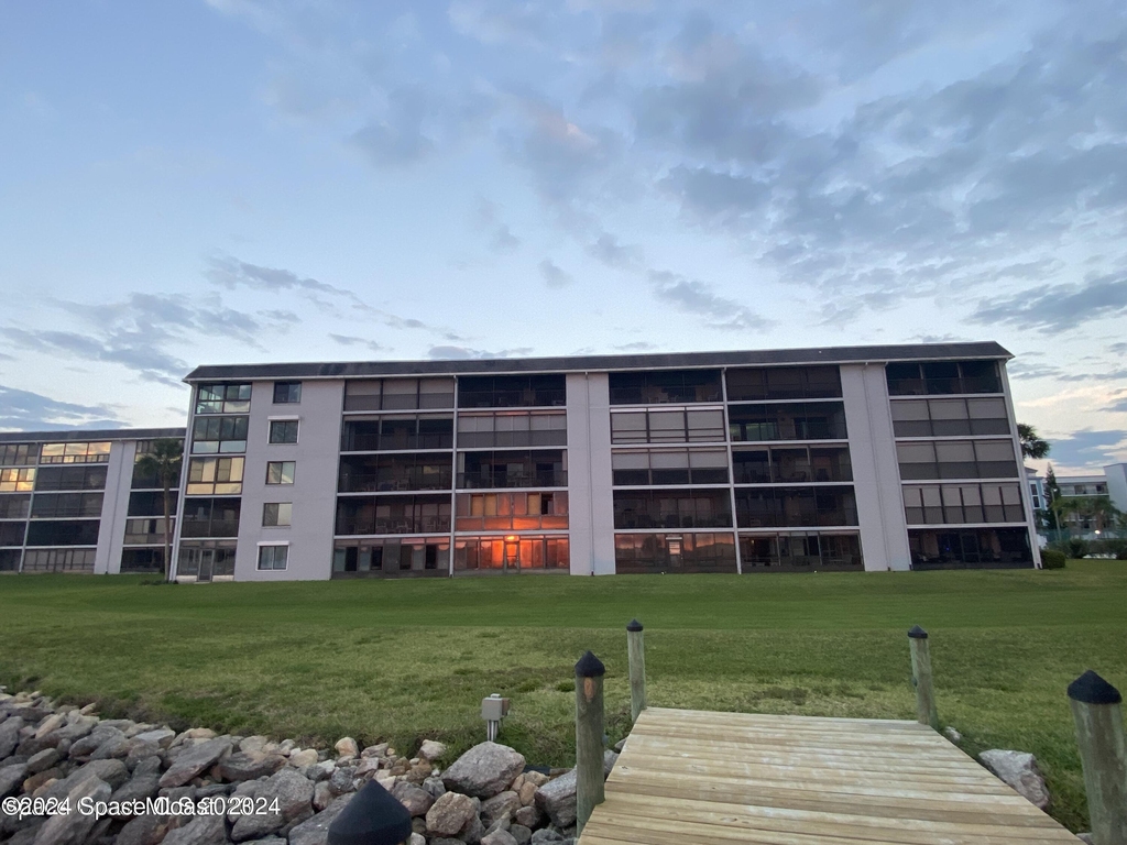 3799 S Banana River Boulevard - Photo 18