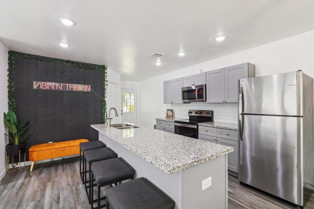 2631 Stevens Street - Photo 6