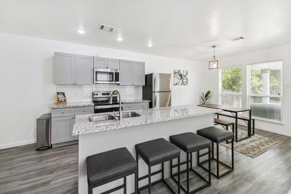 2631 Stevens Street - Photo 3
