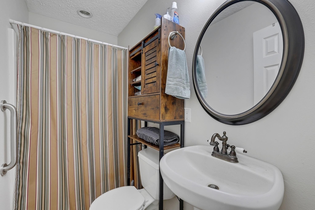 140 Elm Drive - Photo 13