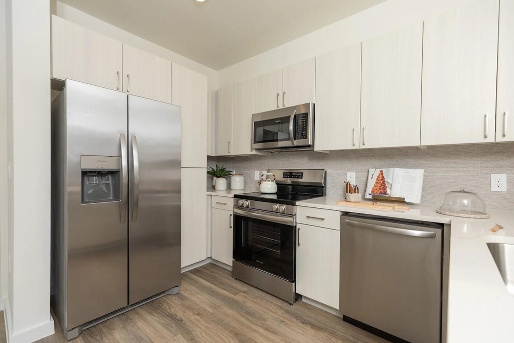 1690 North Loop - Photo 5