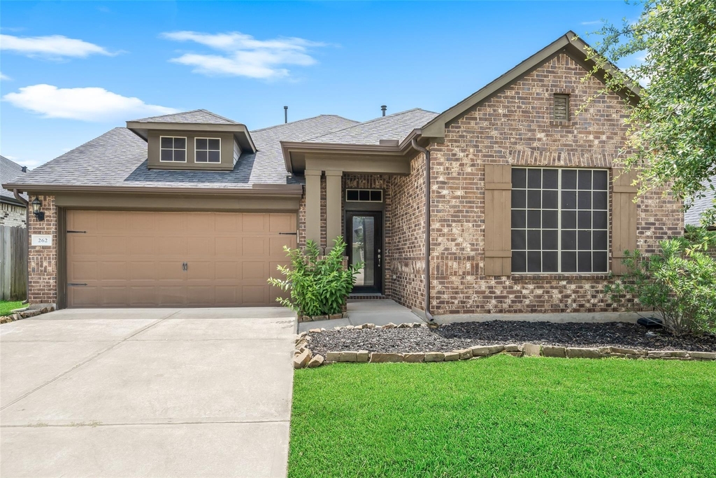 262 Pleasant Hill Way - Photo 0