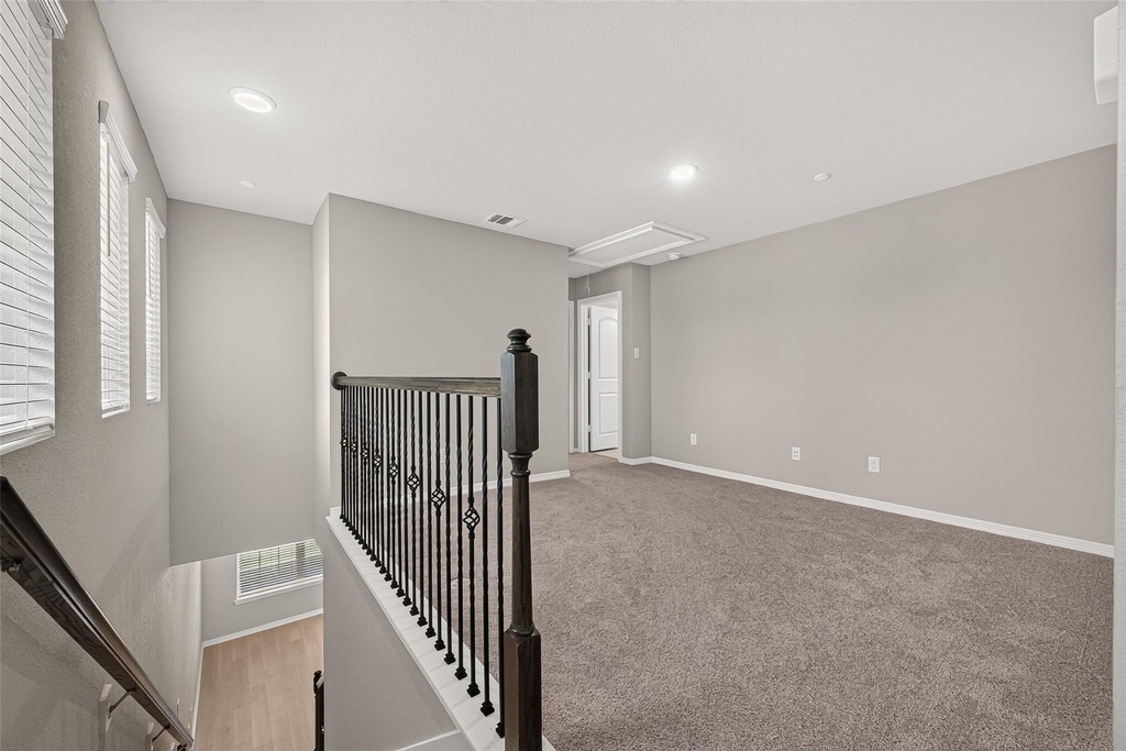 8033 Scanlan Trail - Photo 16