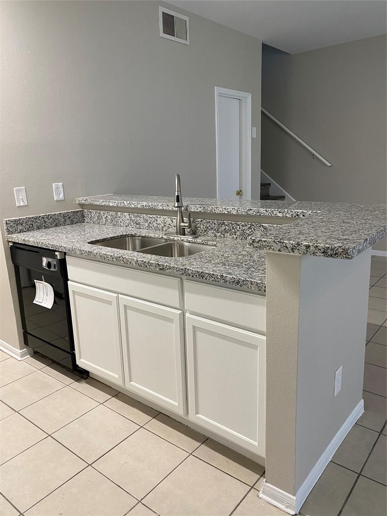 7352 Regency Square Court - Photo 12