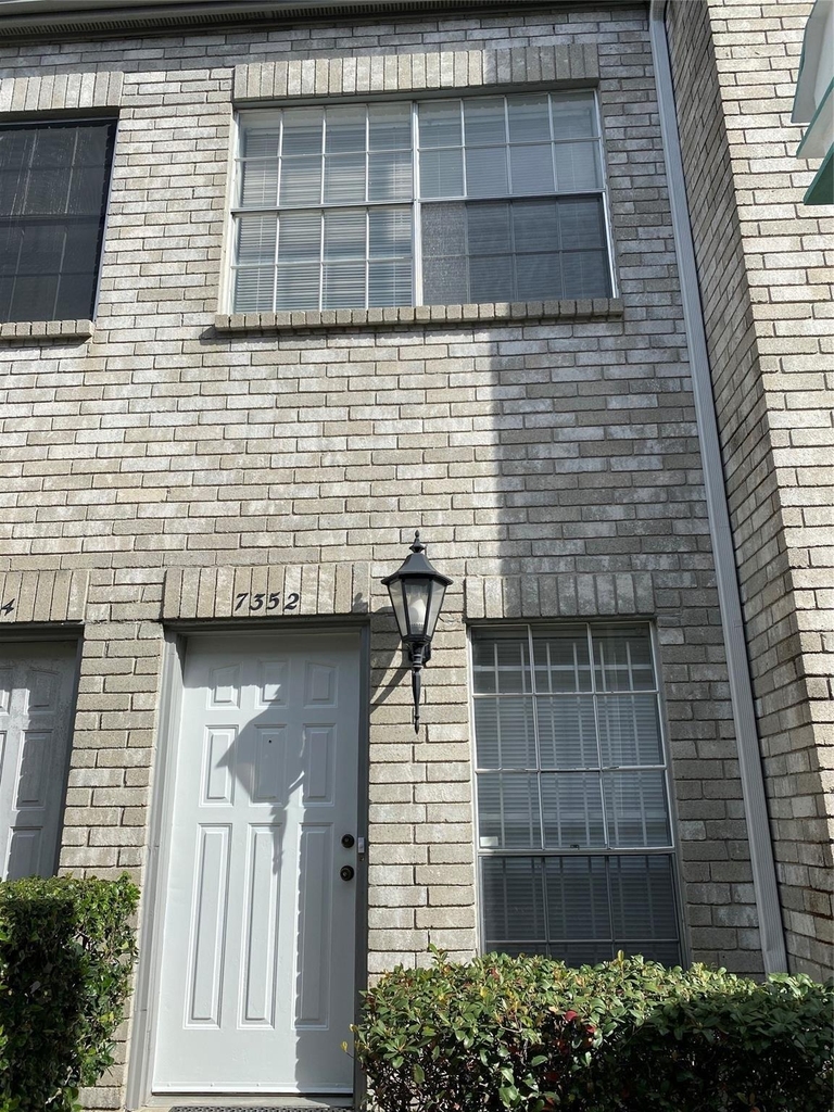 7352 Regency Square Court - Photo 4
