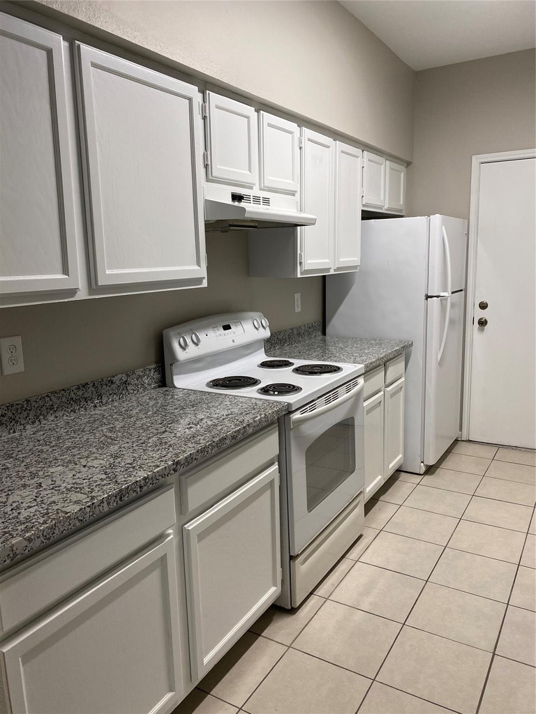 7352 Regency Square Court - Photo 1