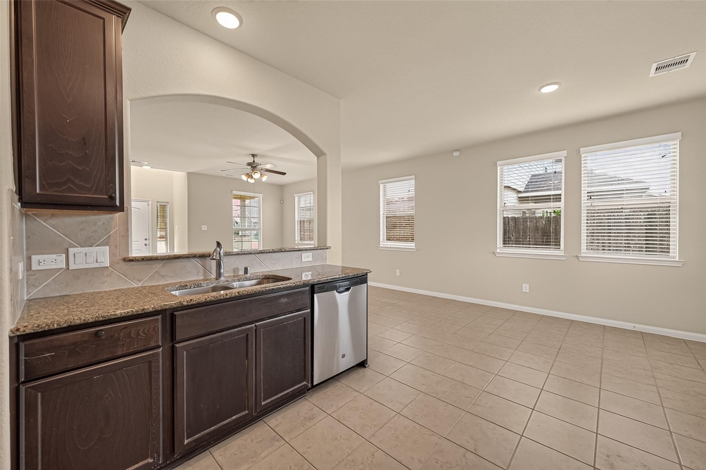 16226 Westley Ridge Drive - Photo 13