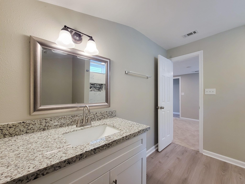 1107 Roosevelt Street - Photo 29