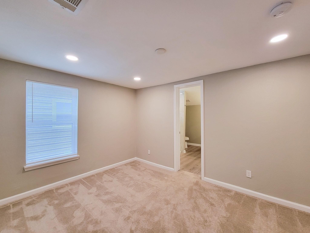 1107 Roosevelt Street - Photo 23