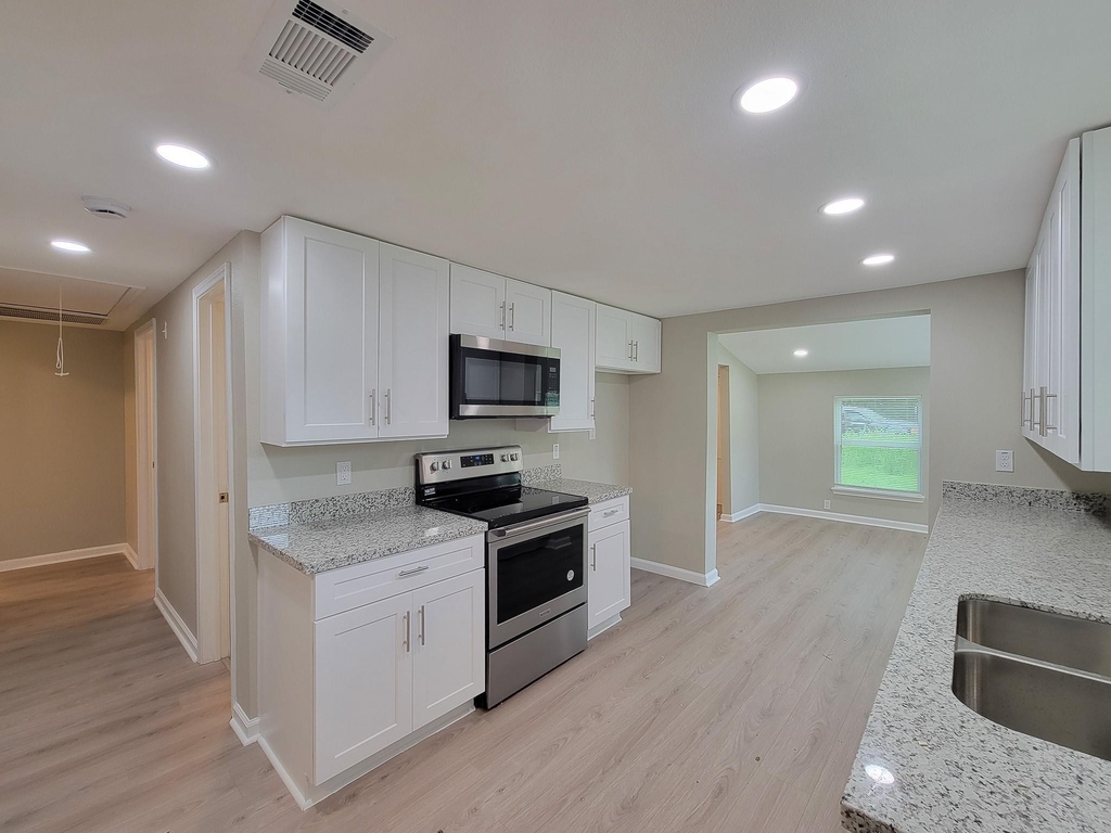 1107 Roosevelt Street - Photo 8