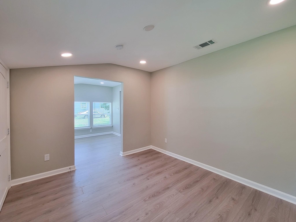 1107 Roosevelt Street - Photo 16