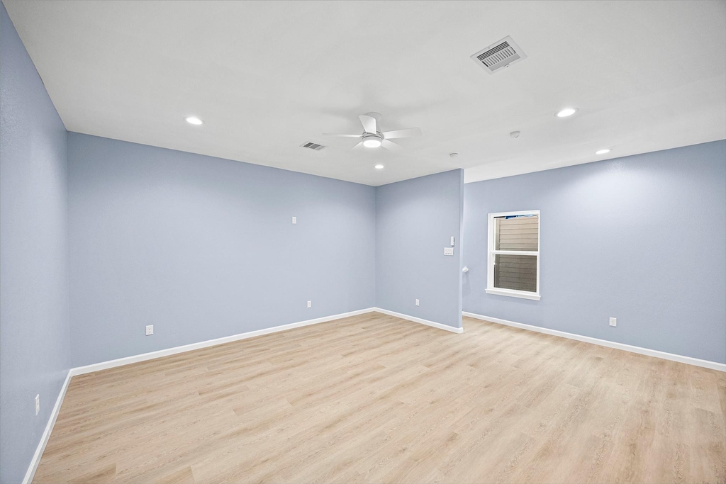 331 Tite St - Photo 15