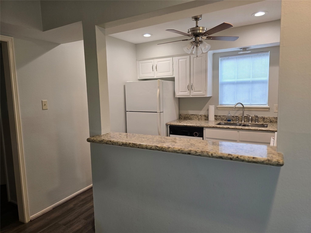 12968 Trail Hollow Drive - Photo 9
