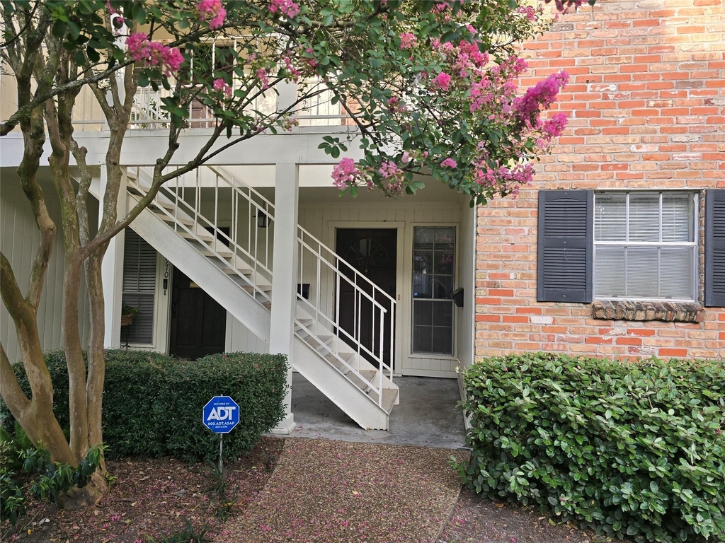 12968 Trail Hollow Drive - Photo 1