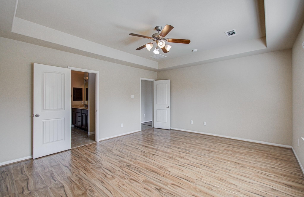 1936 Acaciawood Way - Photo 20