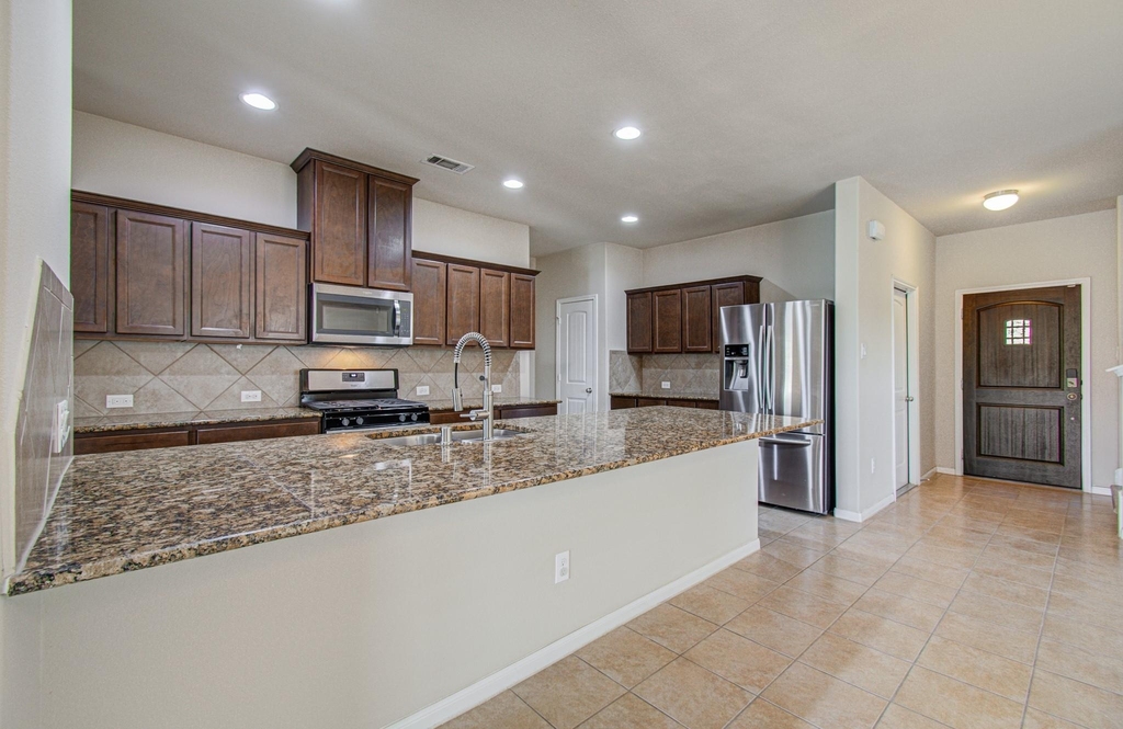 1936 Acaciawood Way - Photo 4