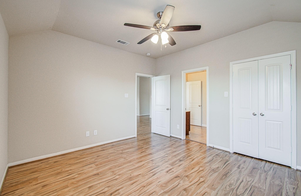 1936 Acaciawood Way - Photo 30