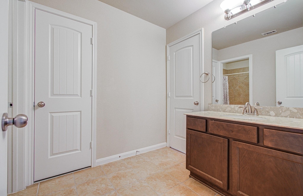 1936 Acaciawood Way - Photo 26