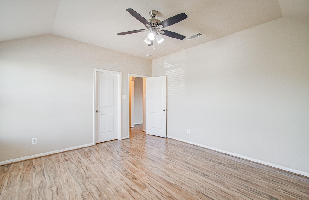 1936 Acaciawood Way - Photo 38