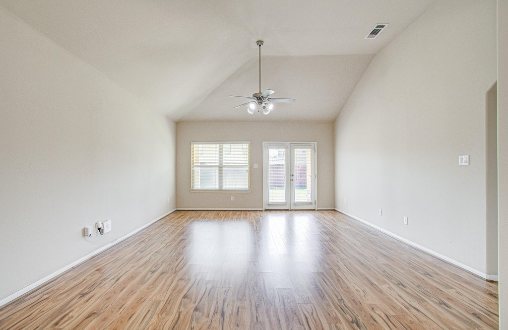 1936 Acaciawood Way - Photo 13