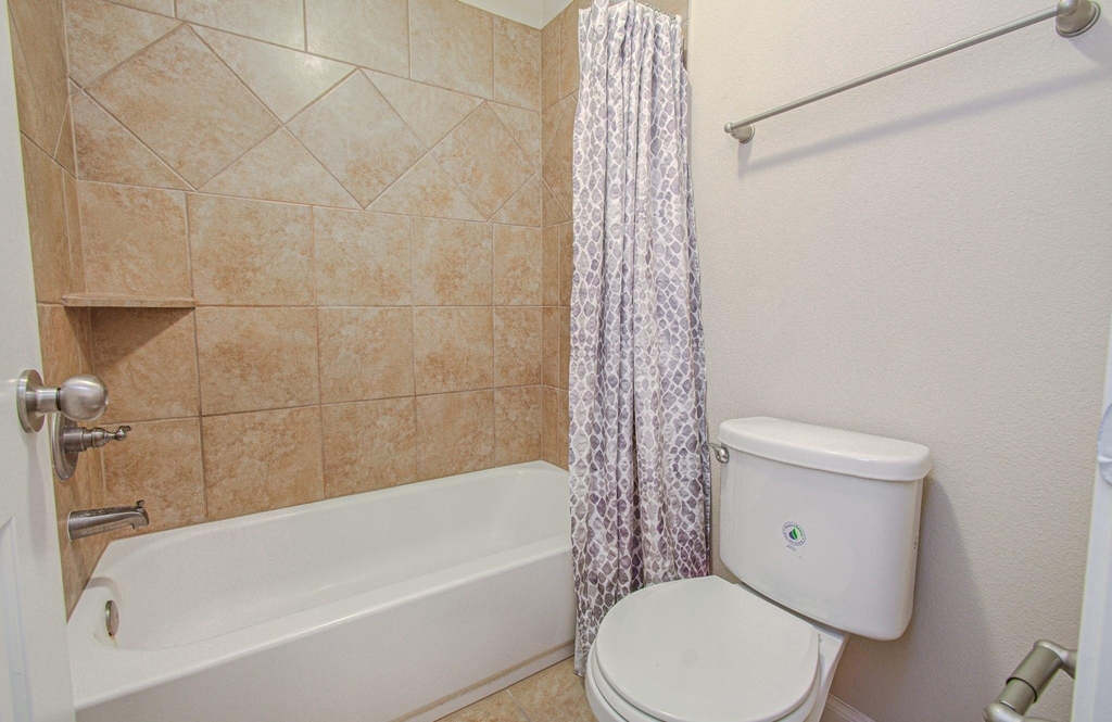 1936 Acaciawood Way - Photo 32