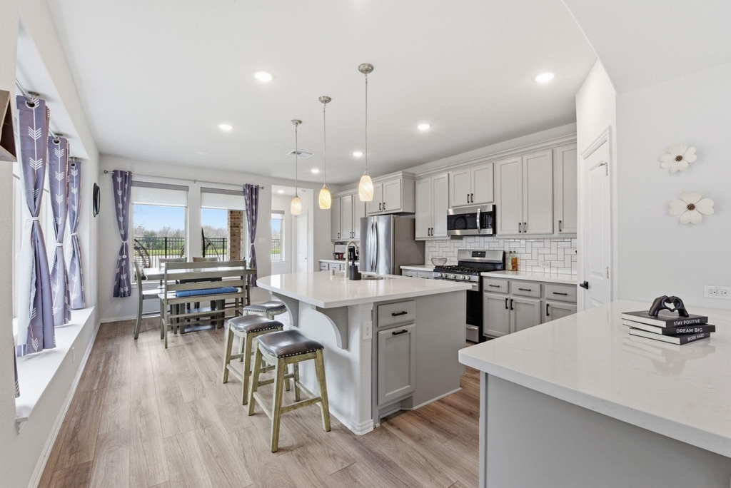 10510 Wagner Street - Photo 6