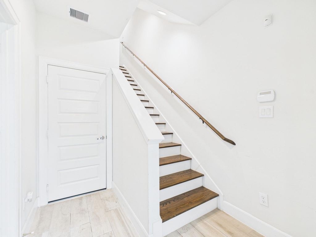 2761 Clinton Drive - Photo 27