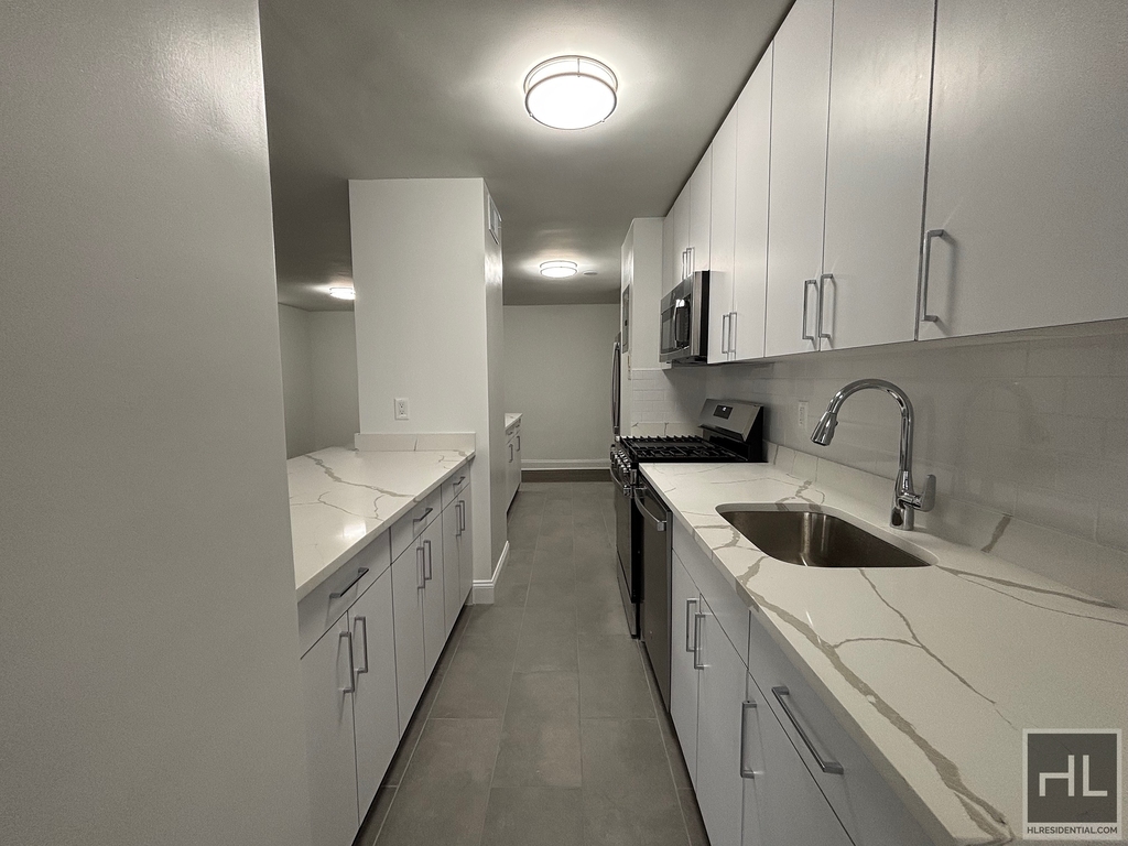 East 89th Street - Photo 1