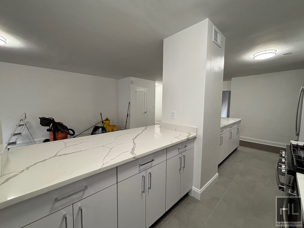 East 89th Street - Photo 2