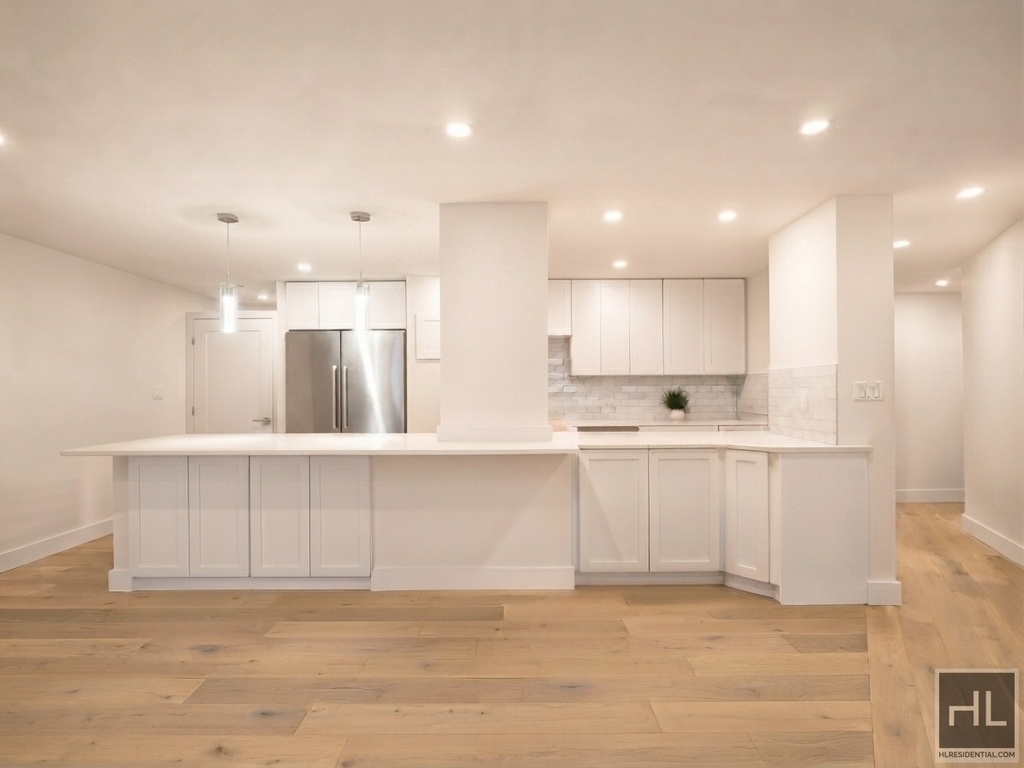 East 89th Street - Photo 0