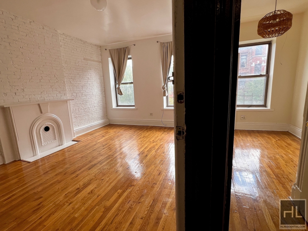 1225 Fulton Street - Photo 3