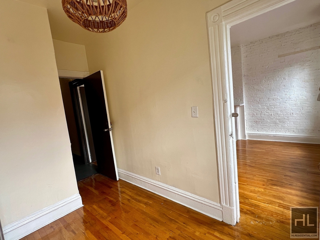 1225 Fulton Street - Photo 4