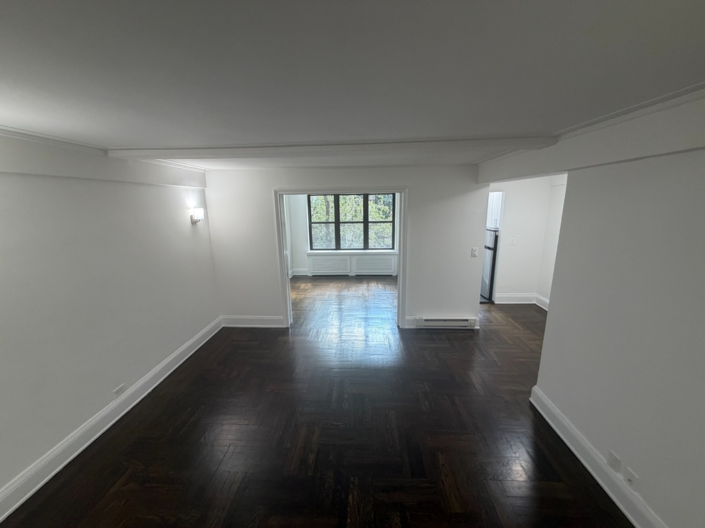East 38th Street - Photo 5