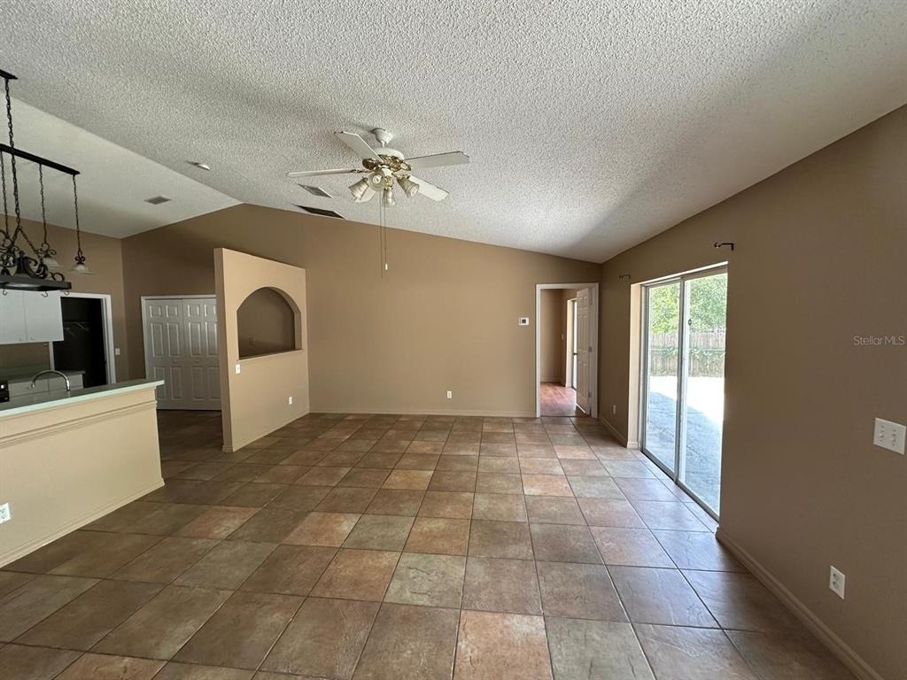 1730 Sumatra Avenue - Photo 11
