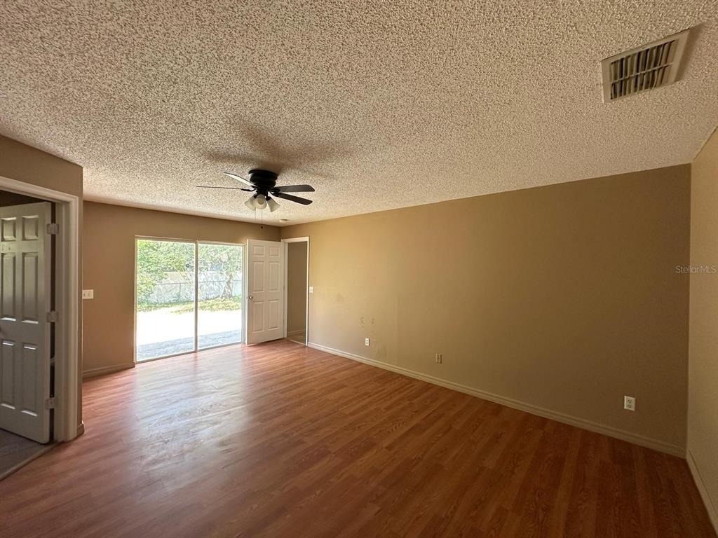 1730 Sumatra Avenue - Photo 8