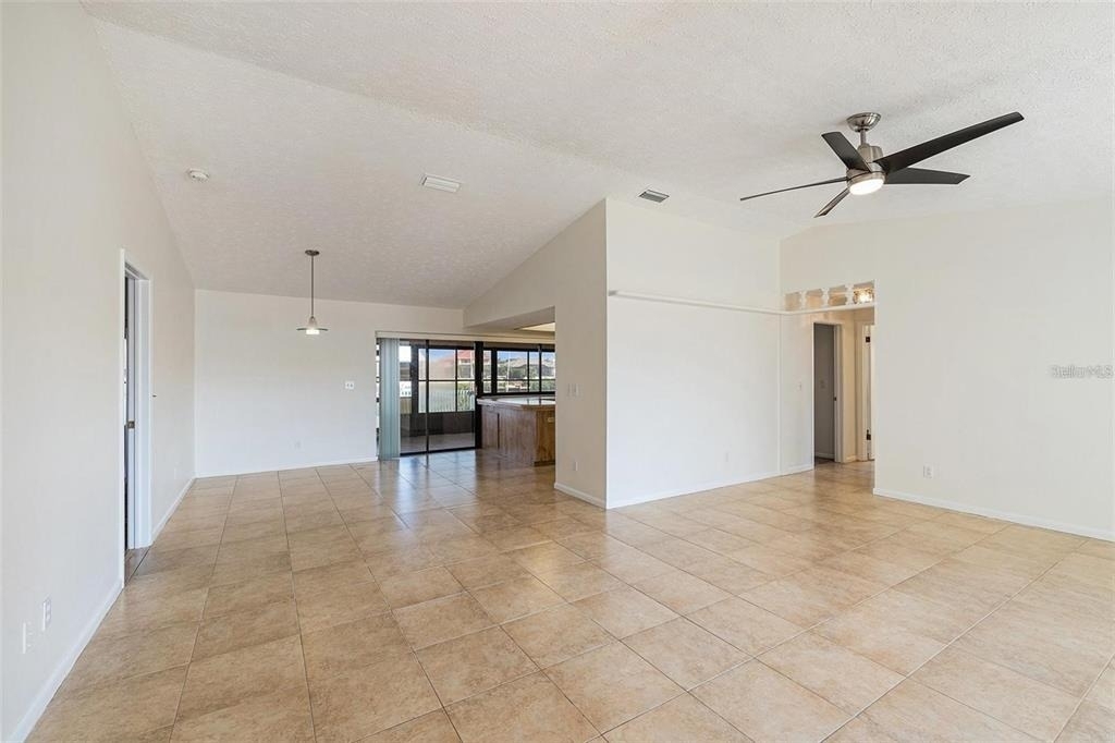 909 Chipaway Drive - Photo 2