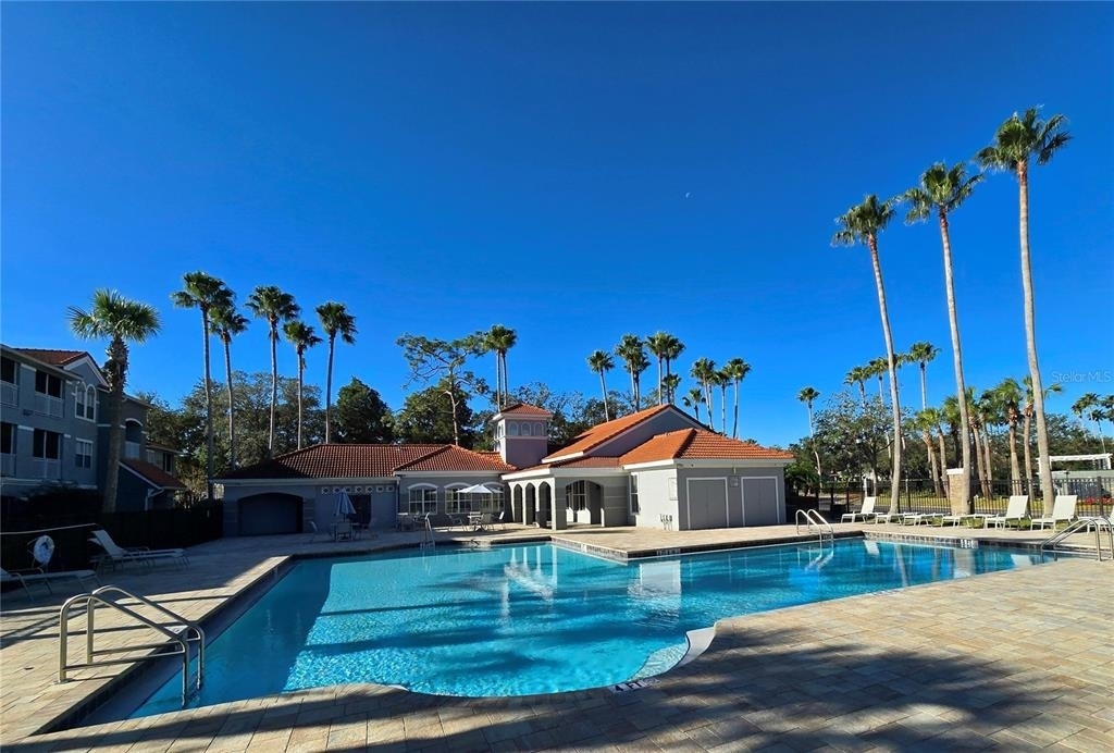 18001 Richmond Place Drive - Photo 11