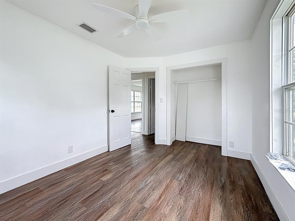 2122 52nd Avenue N - Photo 39