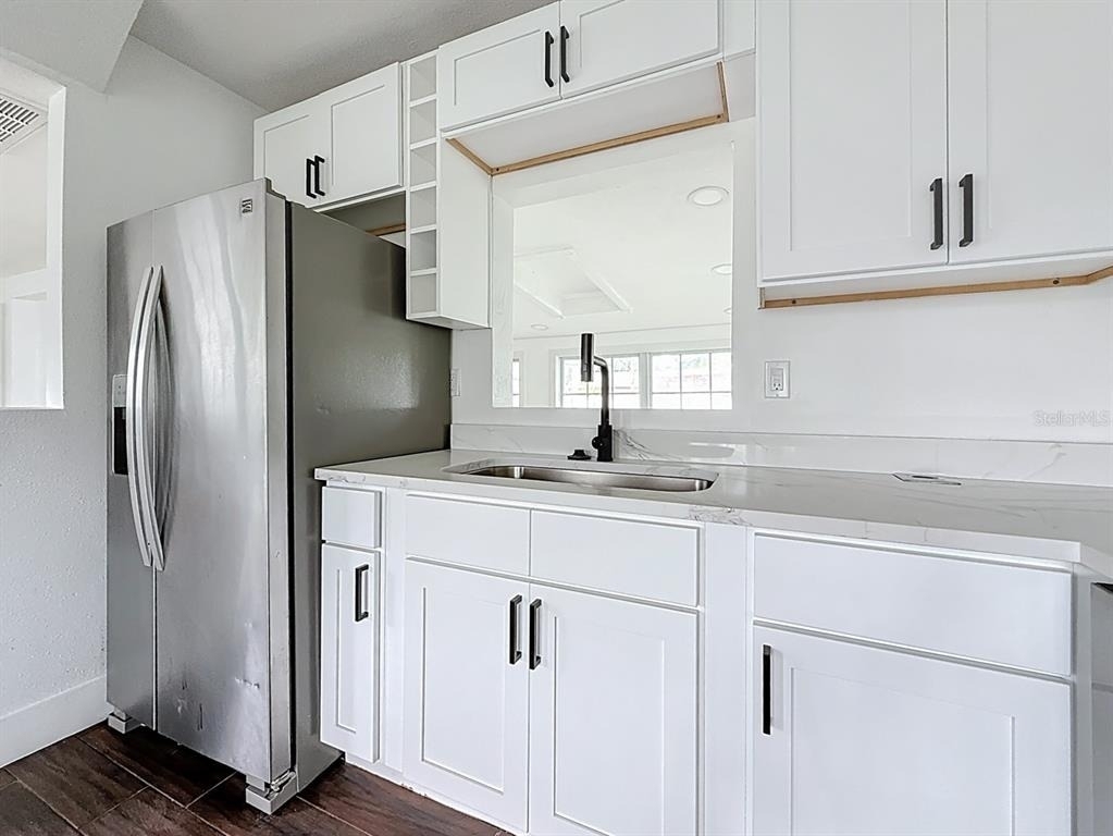 2122 52nd Avenue N - Photo 18