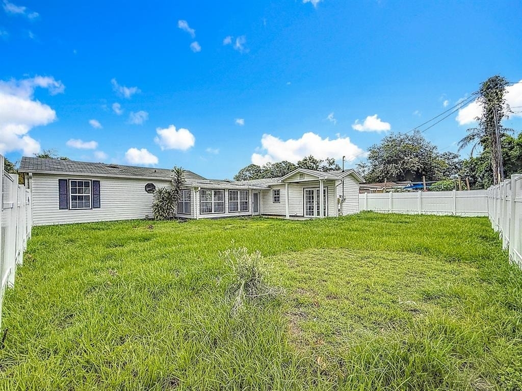 2122 52nd Avenue N - Photo 52