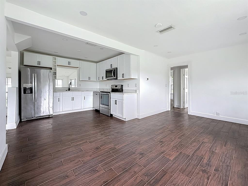 2122 52nd Avenue N - Photo 14